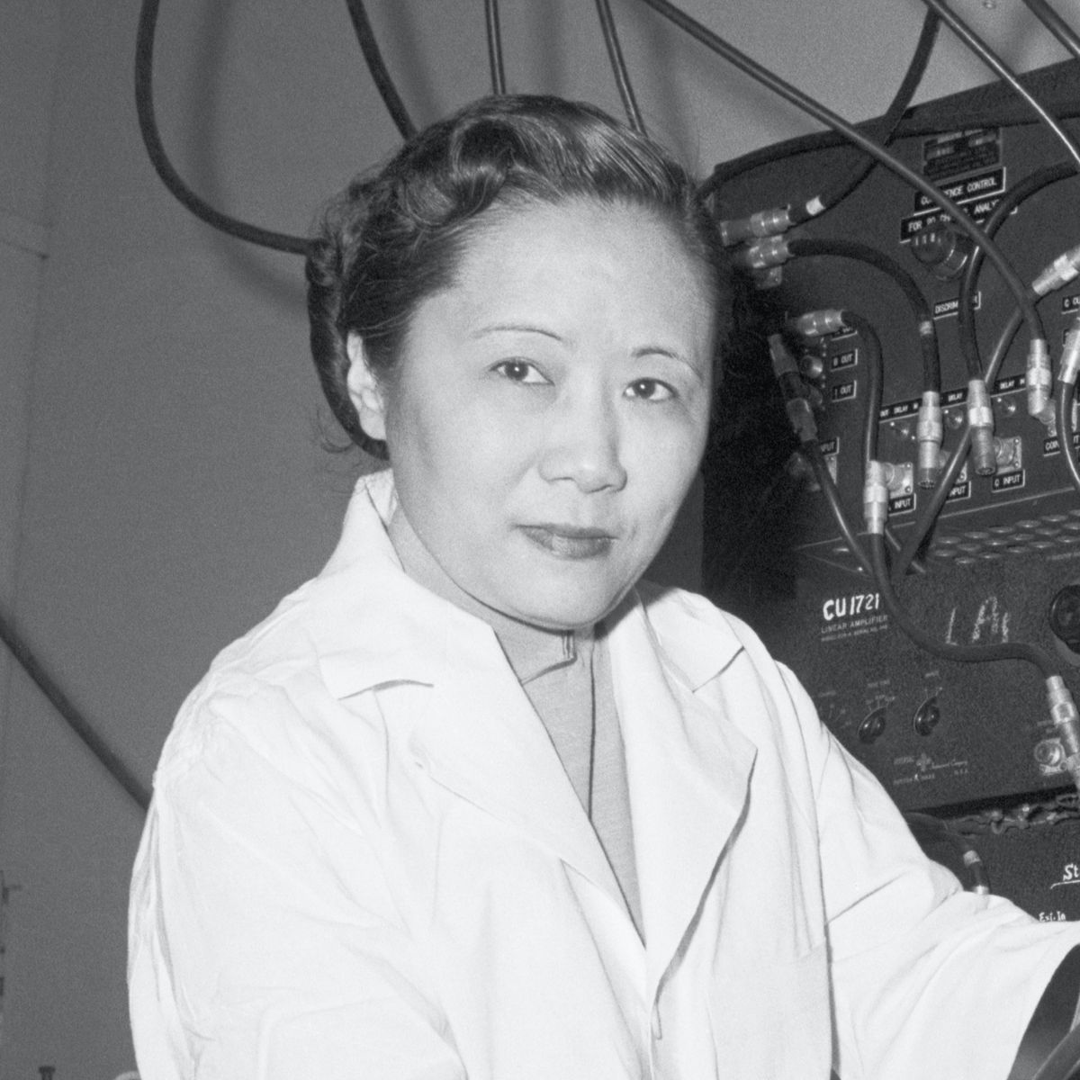 Photo de Chien Shiung Wu dans son labo